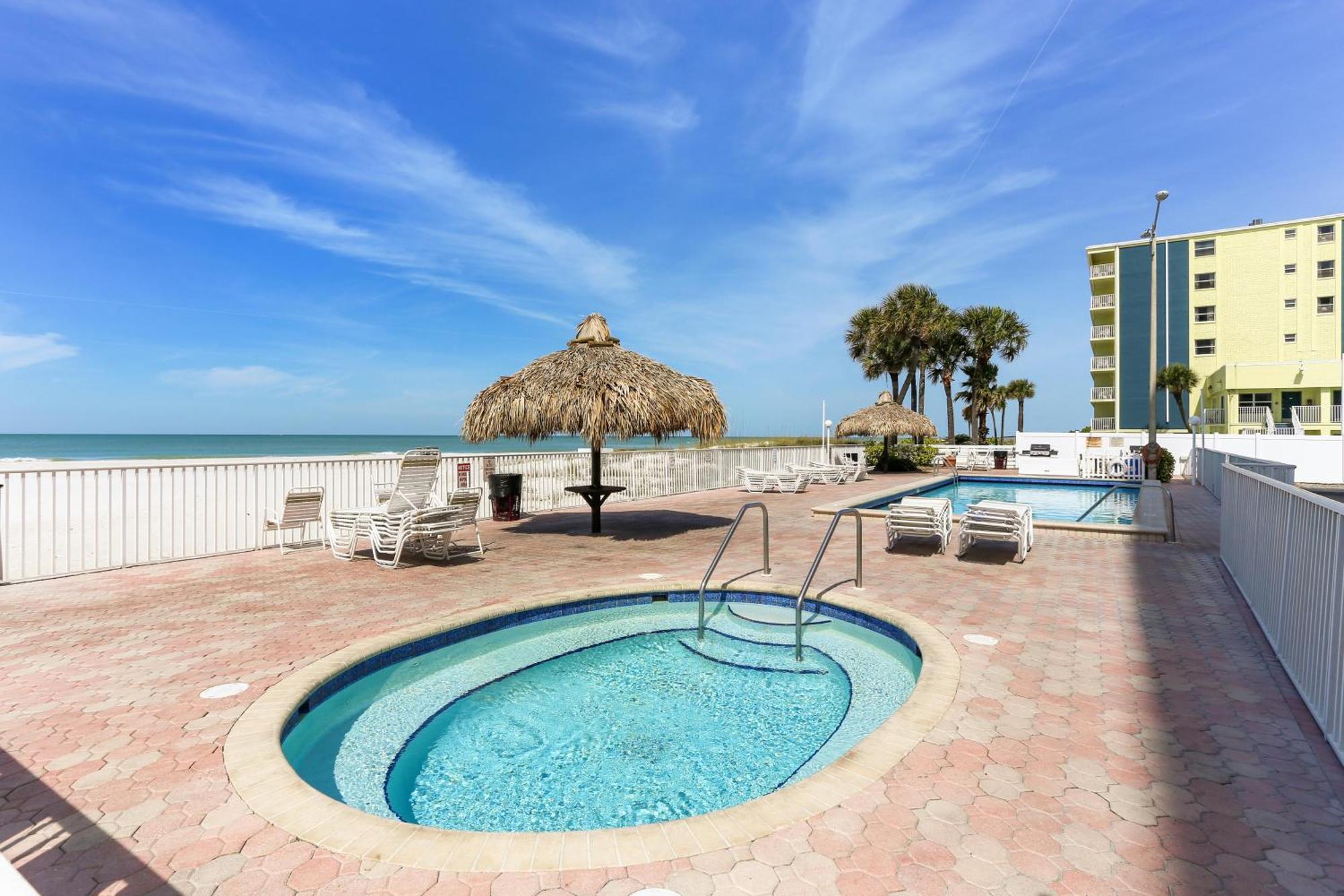 Villa Sea Breeze 401 à St. Pete Beach Extérieur photo